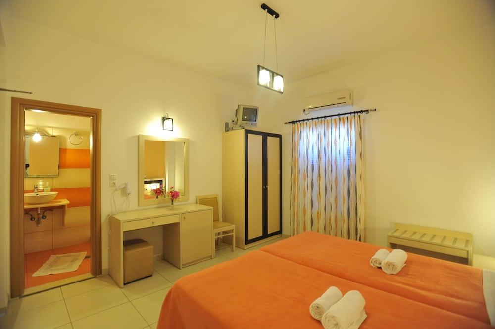 פריסה Stelios Place מראה חיצוני תמונה